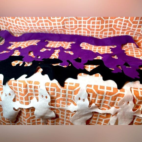 👻🎃👻 3 NEW! Halloween Decorative Felt Banners Ghost Bats & Witches - Picture 1 of 12